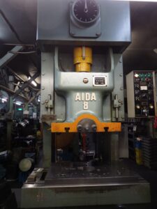 AIDA(アイダエンジニアリング) NC1-8(1) 油圧プレス80t(中古)