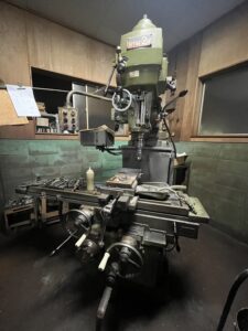大隈豊和機械 STM2R フライス盤(中古)