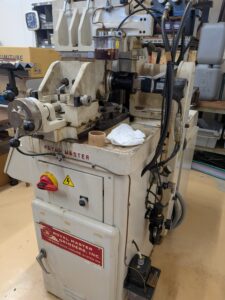Royal Master Grinders TG-12X4 センタレスグラインダー(中古)